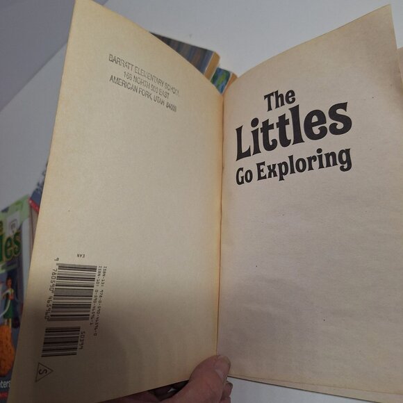 4 The Littles Chapter Book Lot Go Exploring, To The Rescue, Give a Party RL3 - Picture 7 of 7